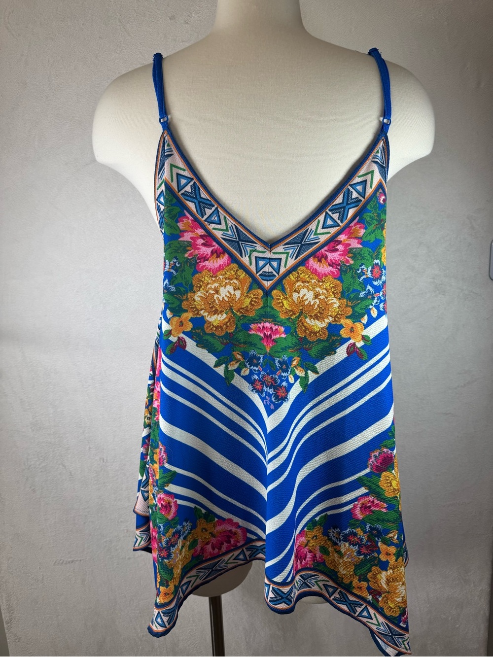 Flying Tomato Blue Floral Striped Handkerchief Hem Cami Medium